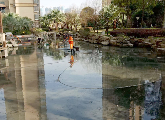 顺德景观池淤泥清理
